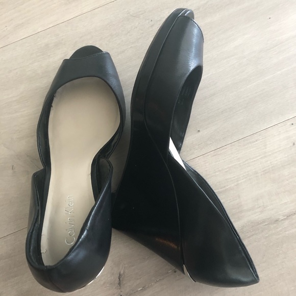Black Calvin Klein Wedges - Picture 5 of 7